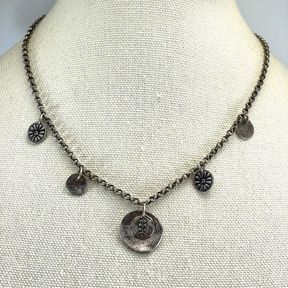 Silpada 925 Sterling Silver Chain Disc Charm Pendant Necklace - Picture 1 of 8